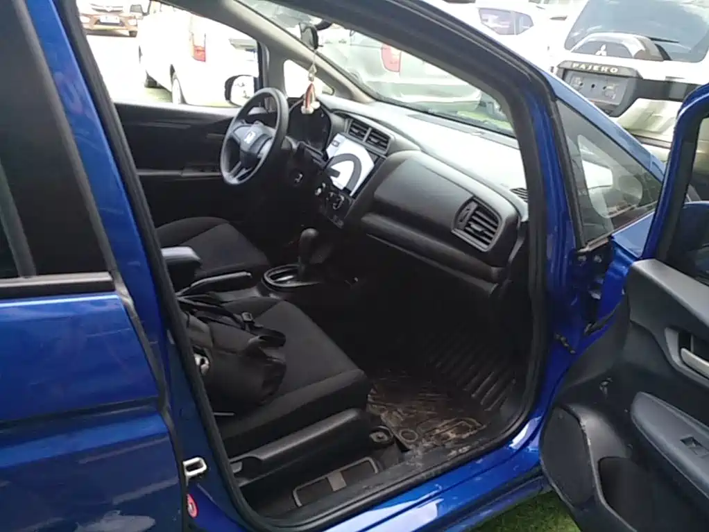 Honda Fit — фото 19