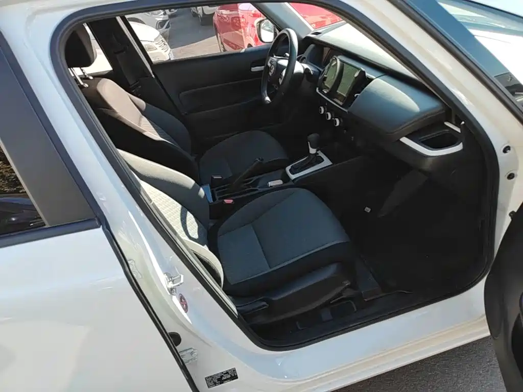 Honda Fit — фото 24
