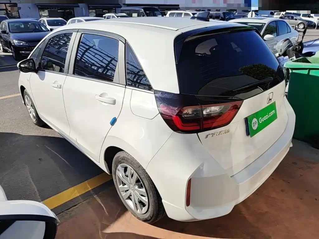 Honda Fit — фото 4