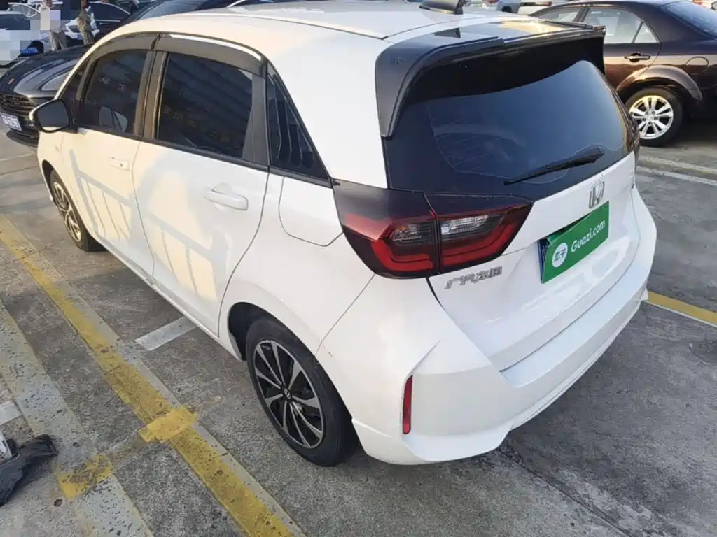 Honda Fit — фото 4
