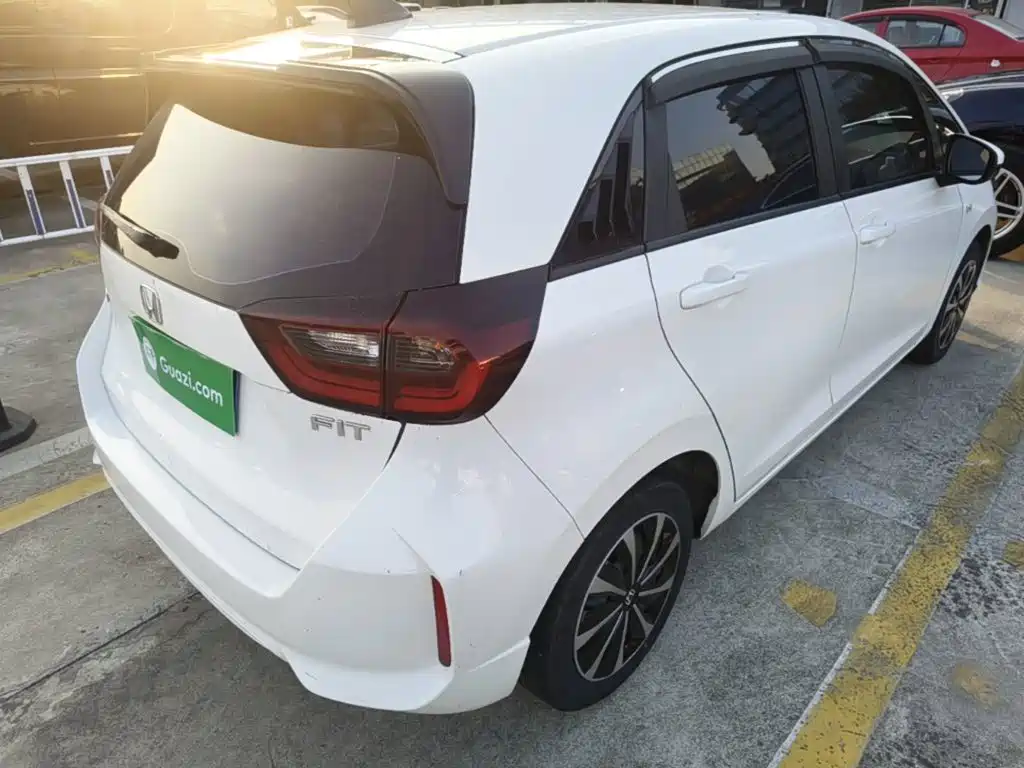 Honda Fit — фото 6