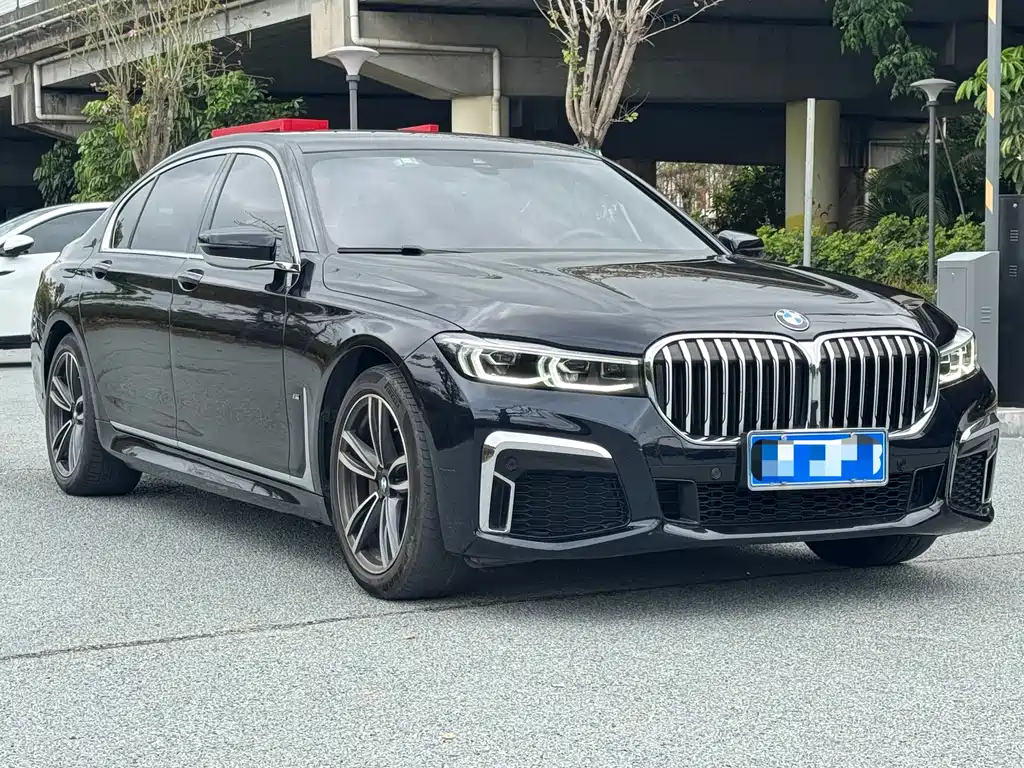 BMW 7 Series — фото 3
