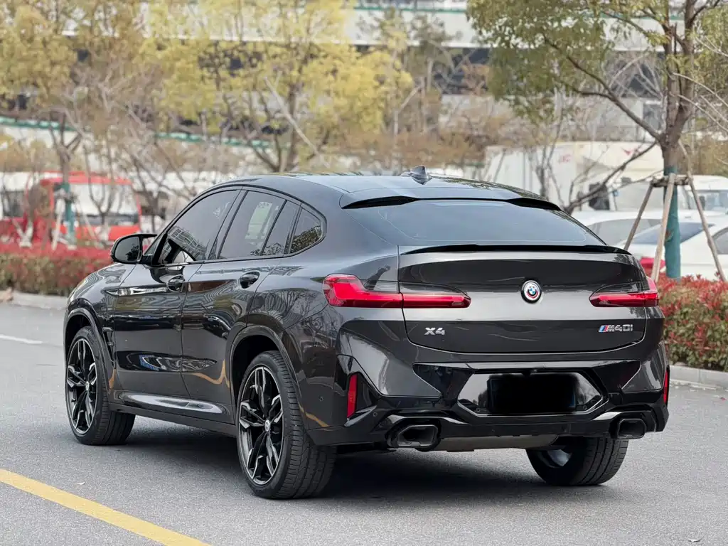 BMW X4 M40i — фото 15