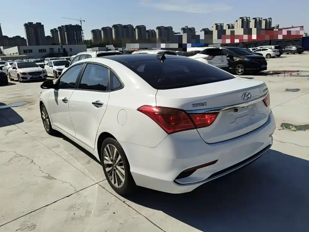 Hyundai Mistra — фото 4