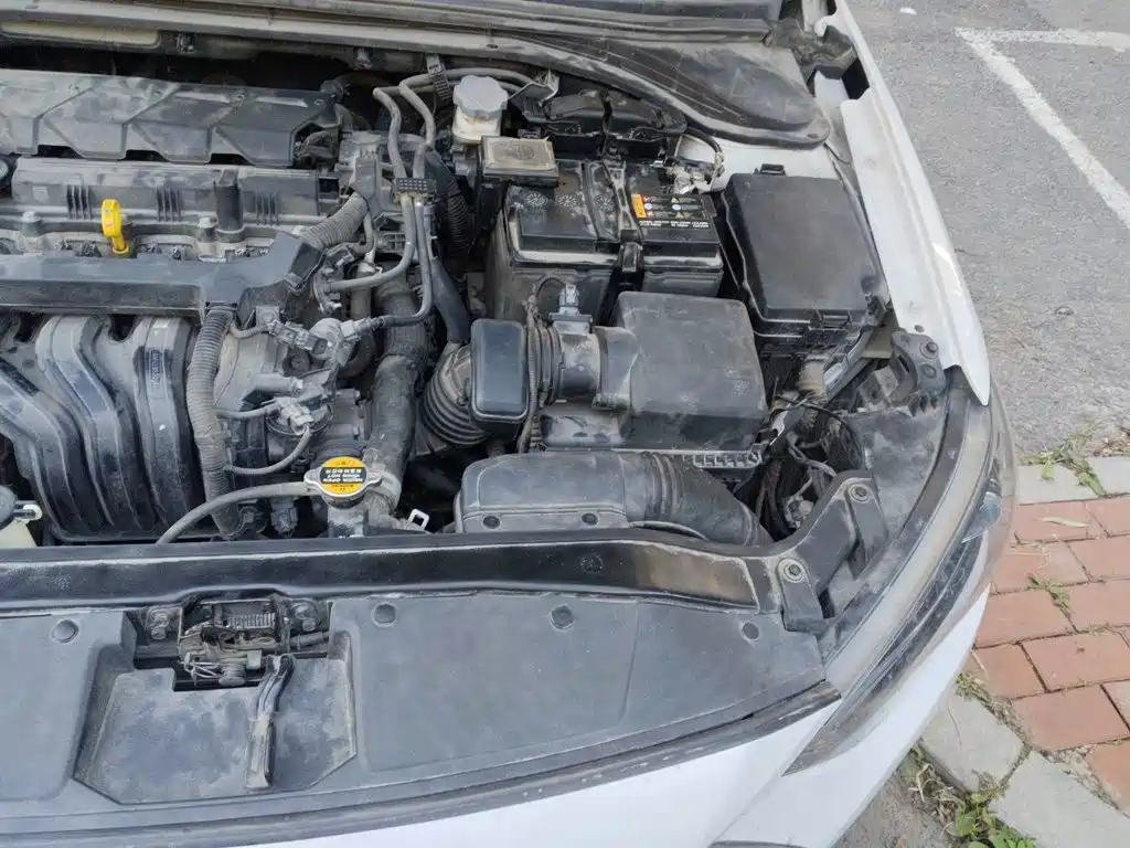 Hyundai Elantra — фото 21