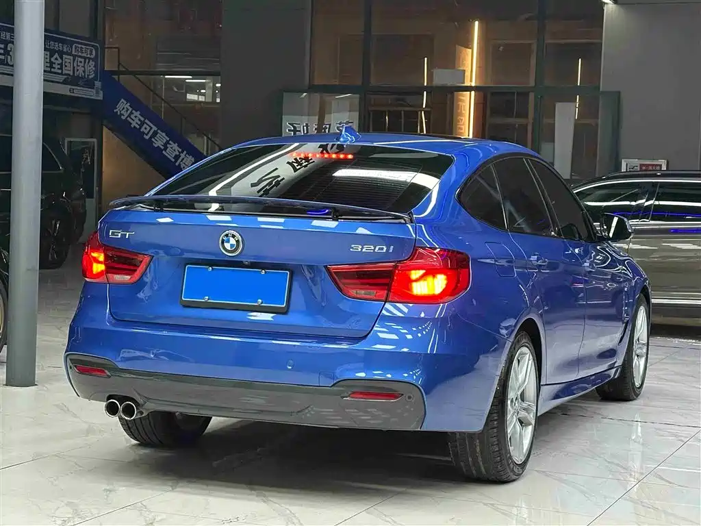 BMW 3 Series GT — фото 6