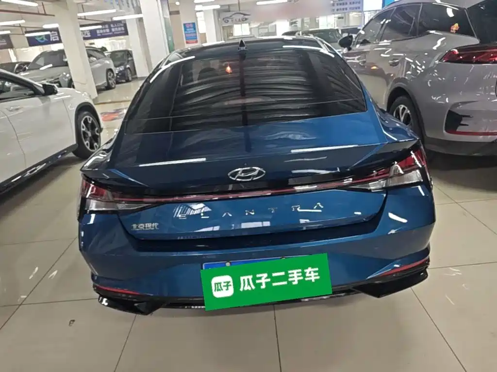 Hyundai Elantra — фото 5