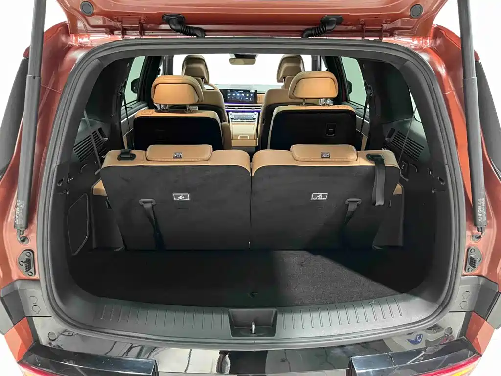 Hyundai Santa Fe — фото 23