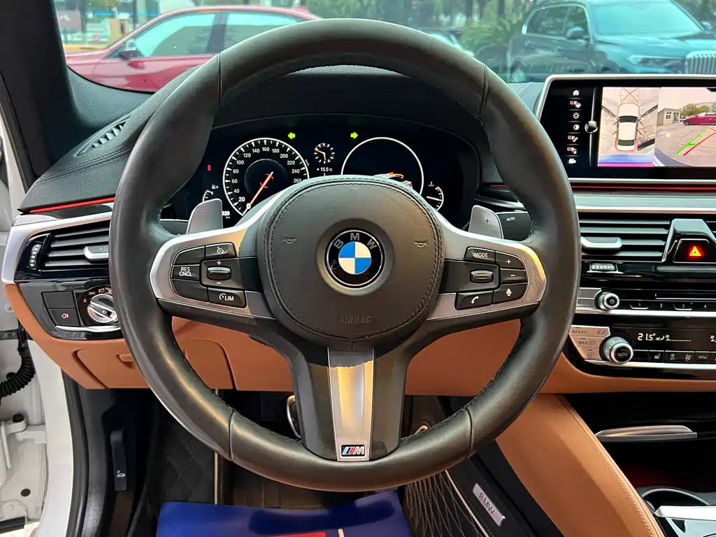 BMW 5 Series — фото 5