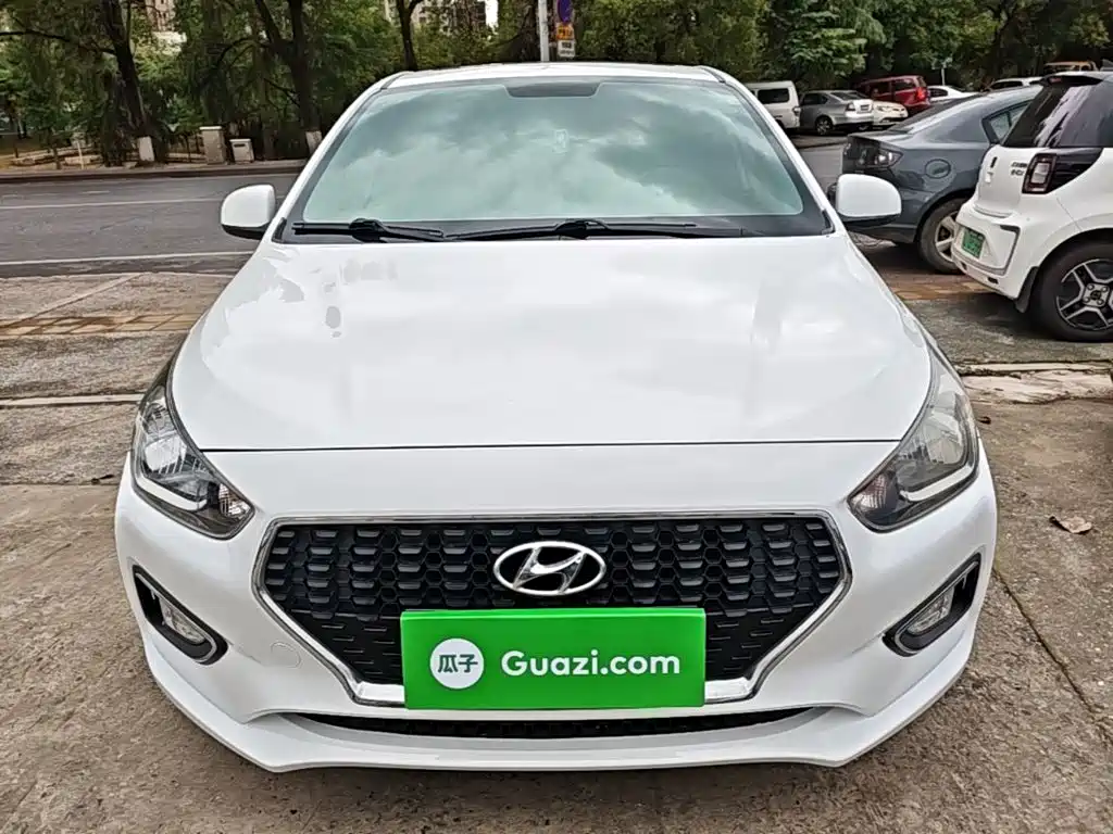 Hyundai Verna — фото 2