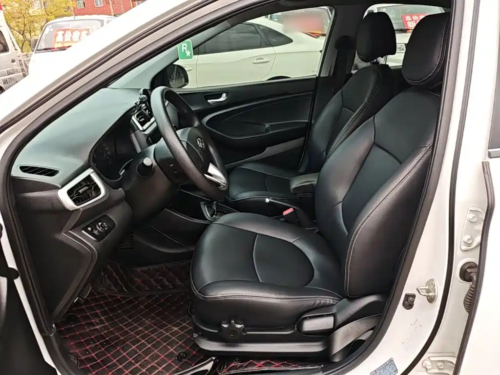 Hyundai Verna — фото 14