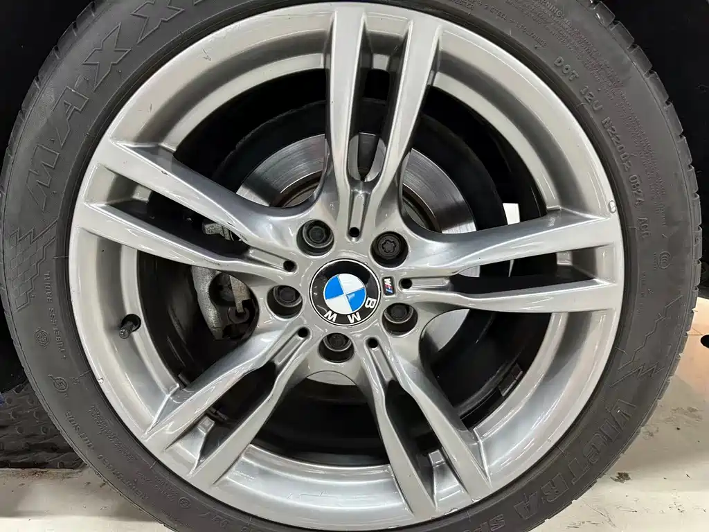 BMW 3 Series — фото 11