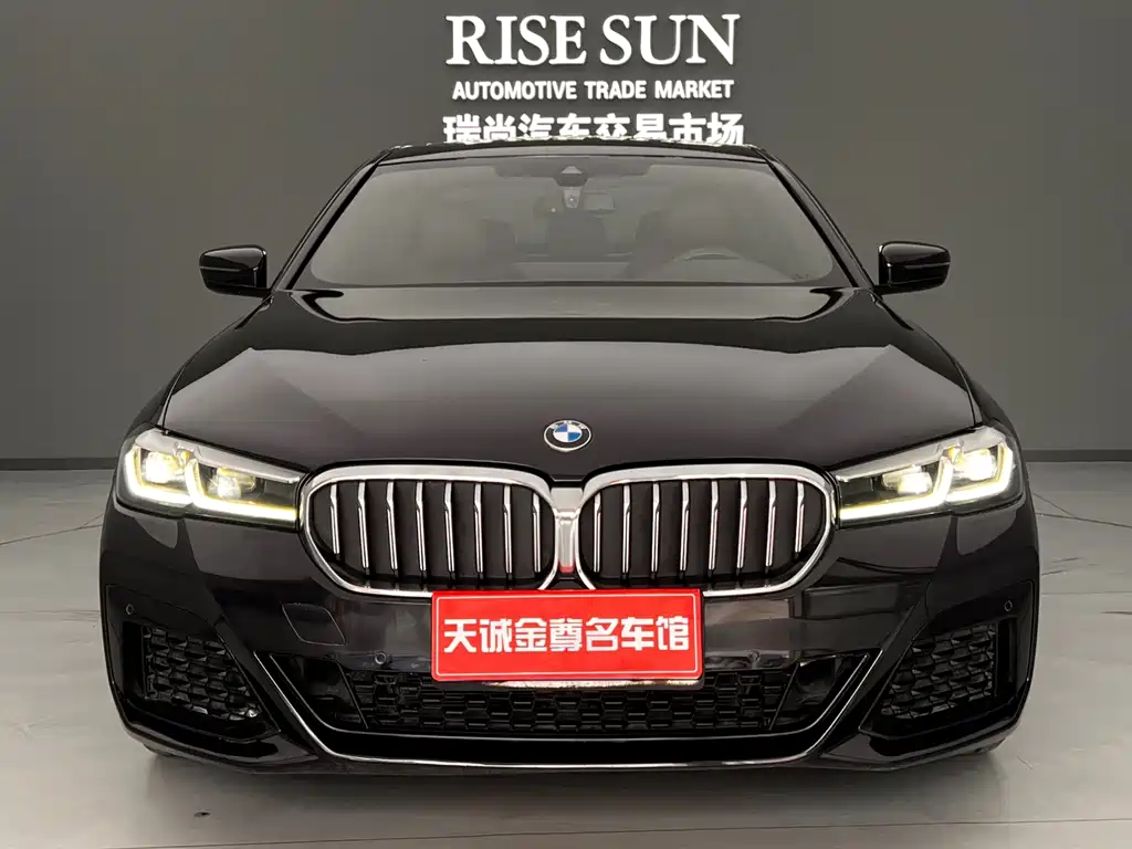 BMW 5 Series — фото 2