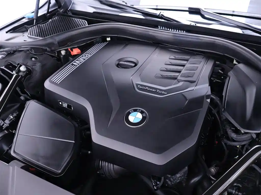 BMW 7 Series — фото 25