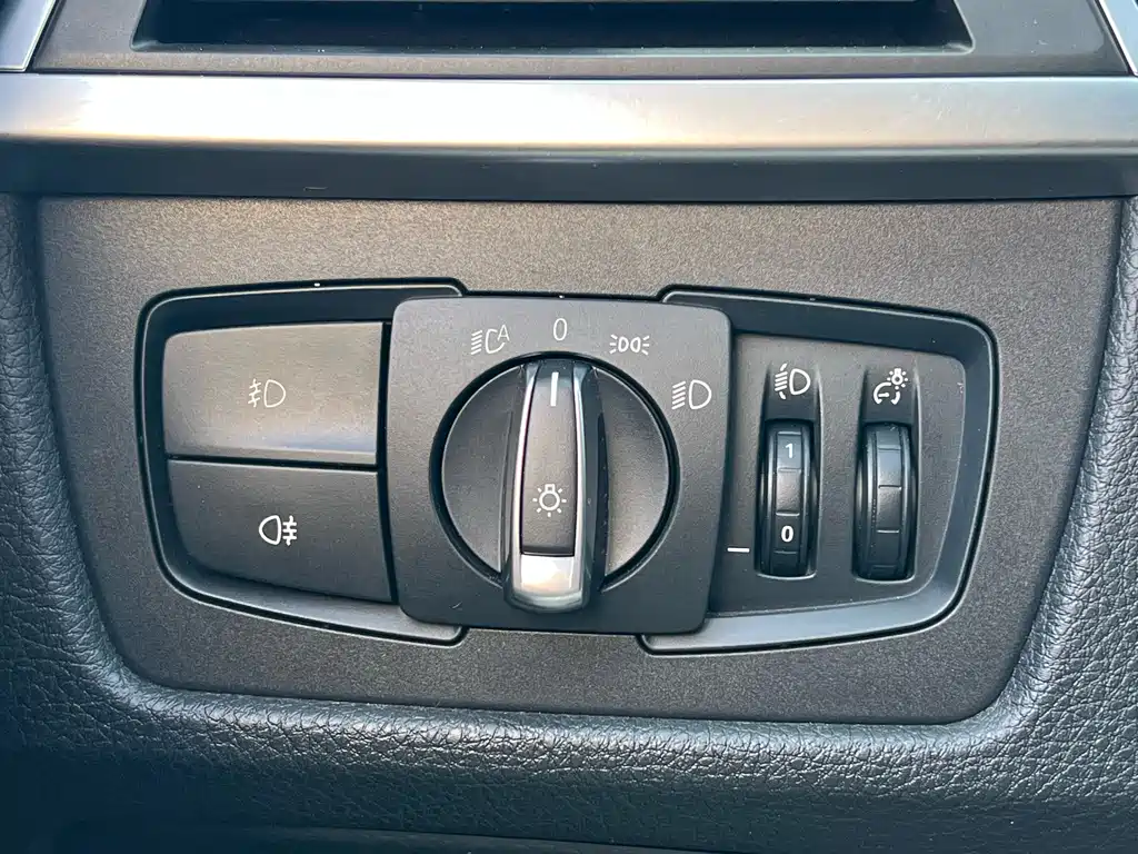 BMW 3 Series — фото 17