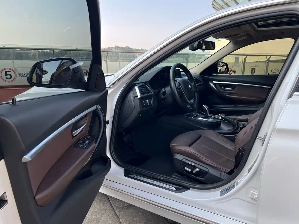 BMW 3 Series — фото 19