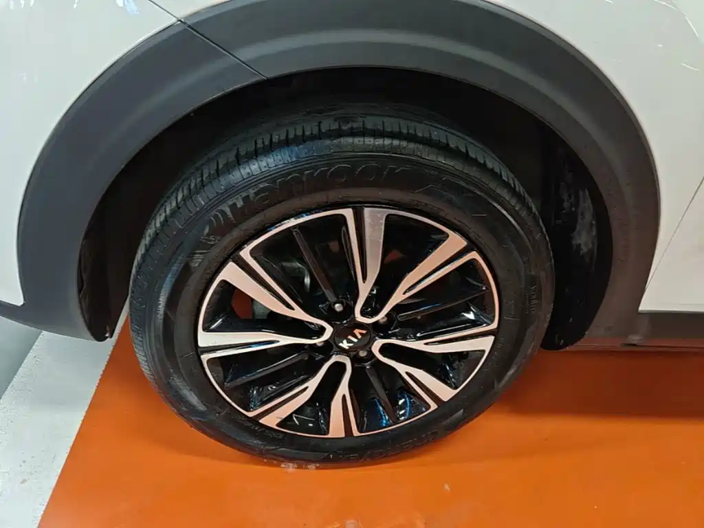 Kia KX1 — фото 24