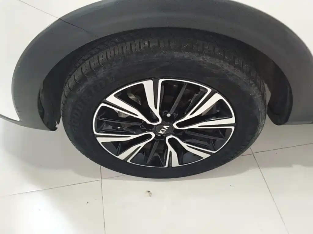 Kia KX1 — фото 22