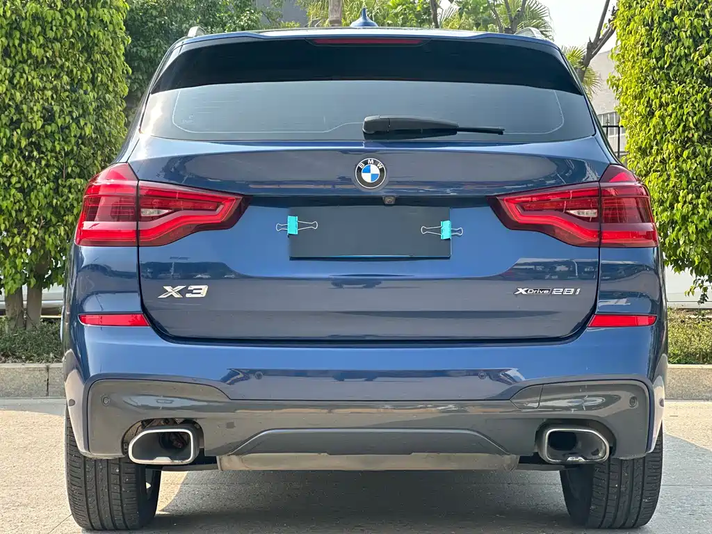 BMW X3 — фото 8