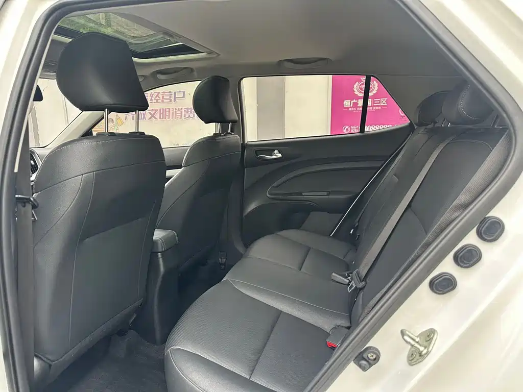 Kia KX1 — фото 3