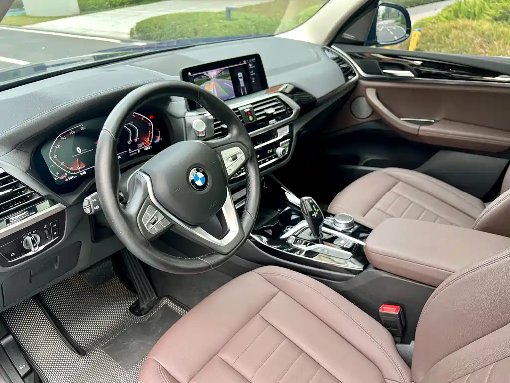 BMW X3 — фото 8