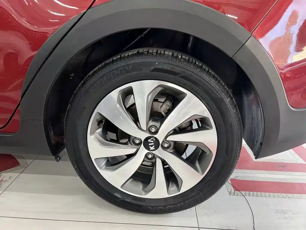 Kia KX Cross — фото 11