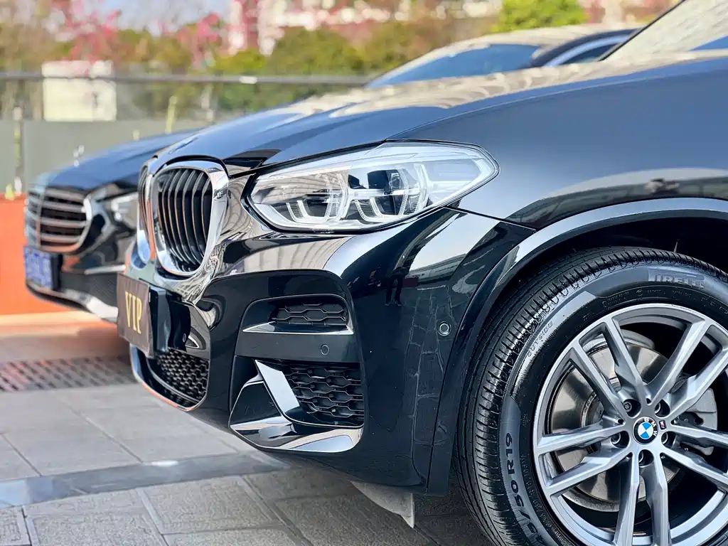 BMW X3 — фото 11