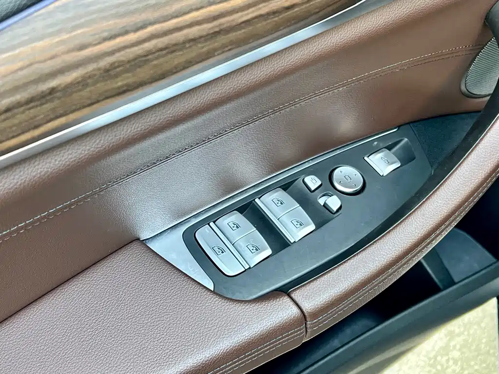 BMW X3 — фото 24