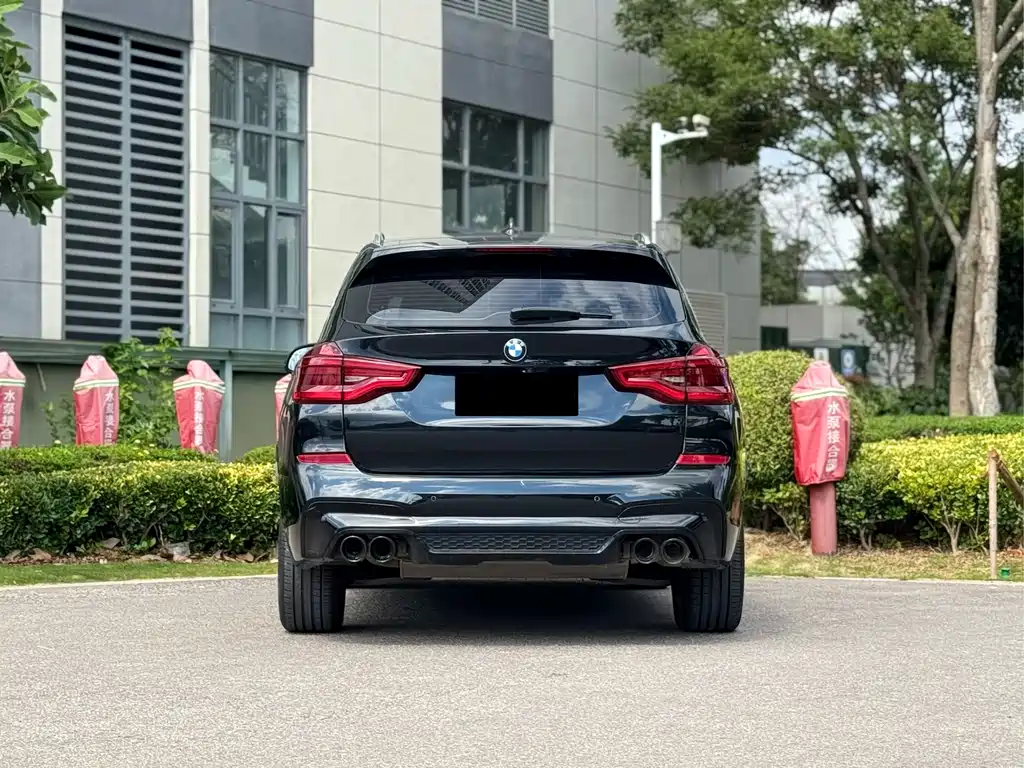 BMW X3 — фото 8