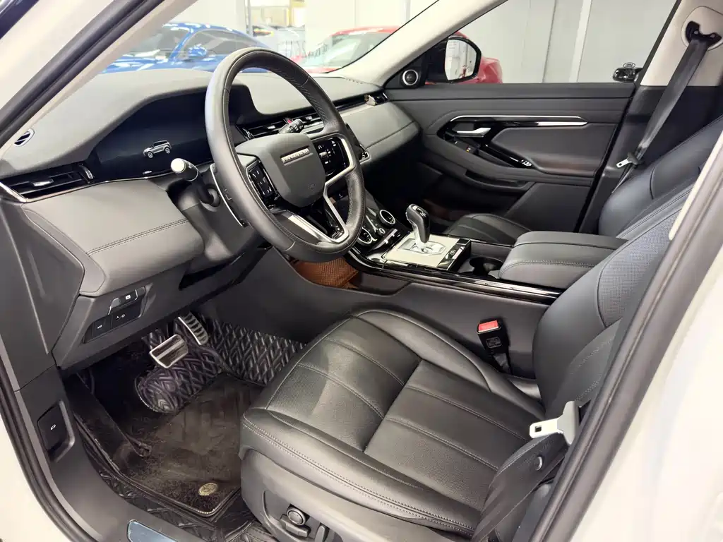 Land Rover Evoque — фото 4