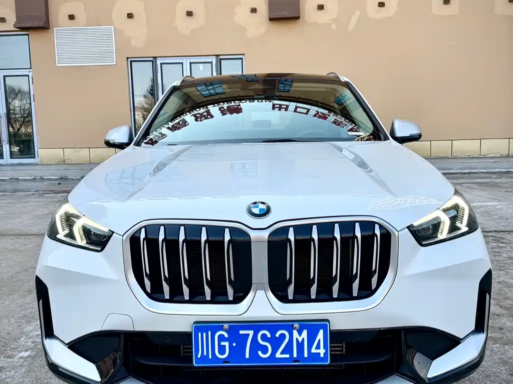 BMW X1 — фото 2