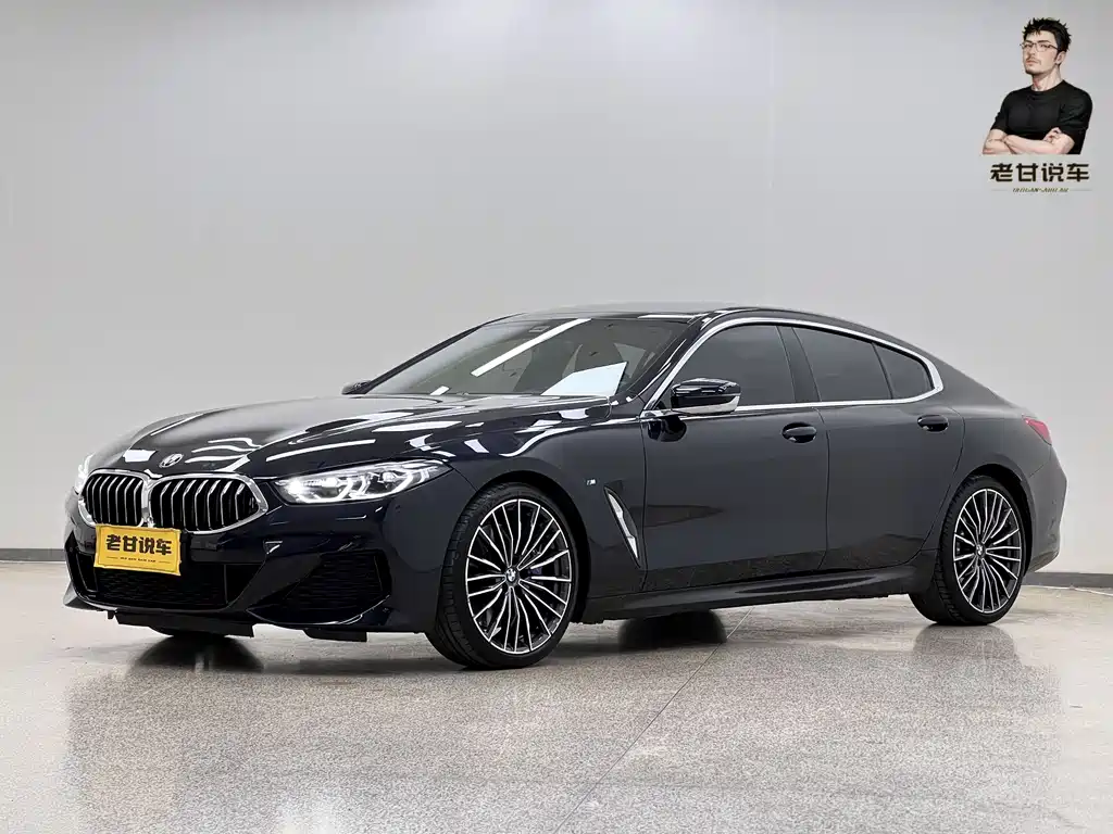 BMW 8 Series — фото 2