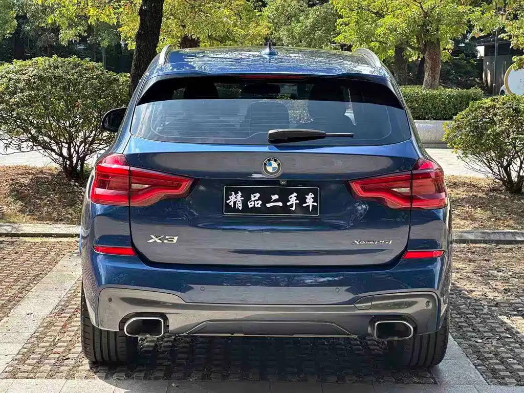 BMW X3 — фото 17