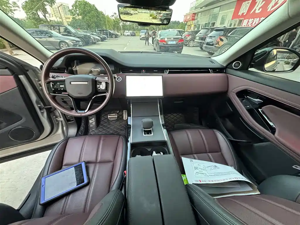 Land Rover Evoque — фото 6