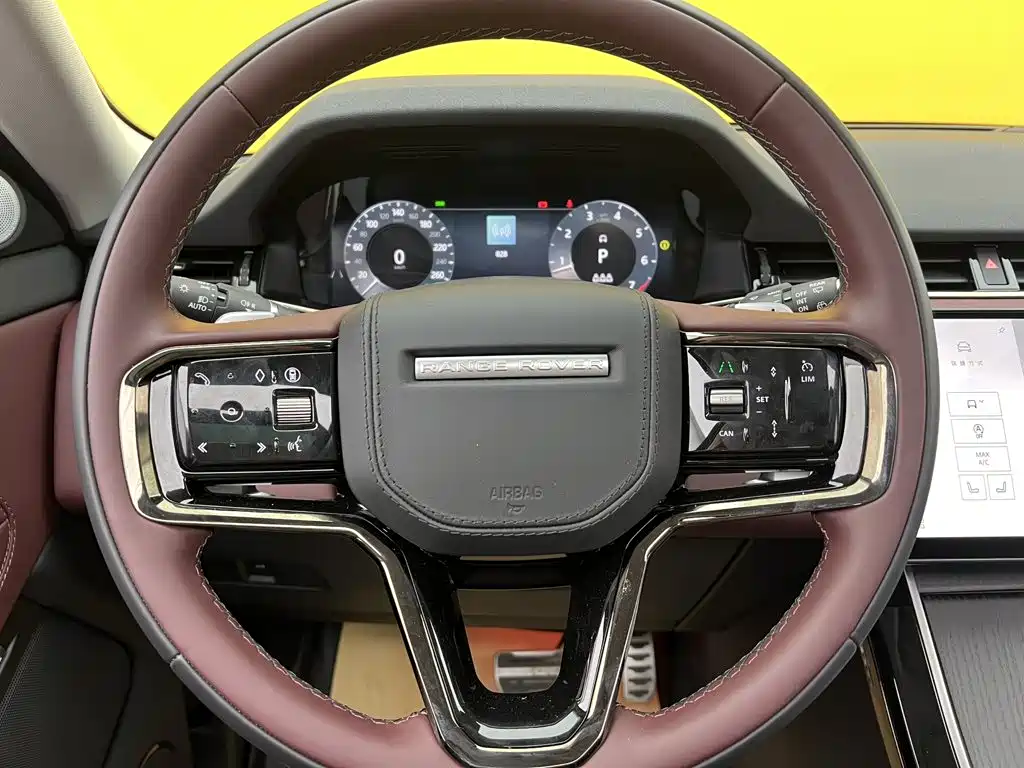 Land Rover Evoque — фото 14