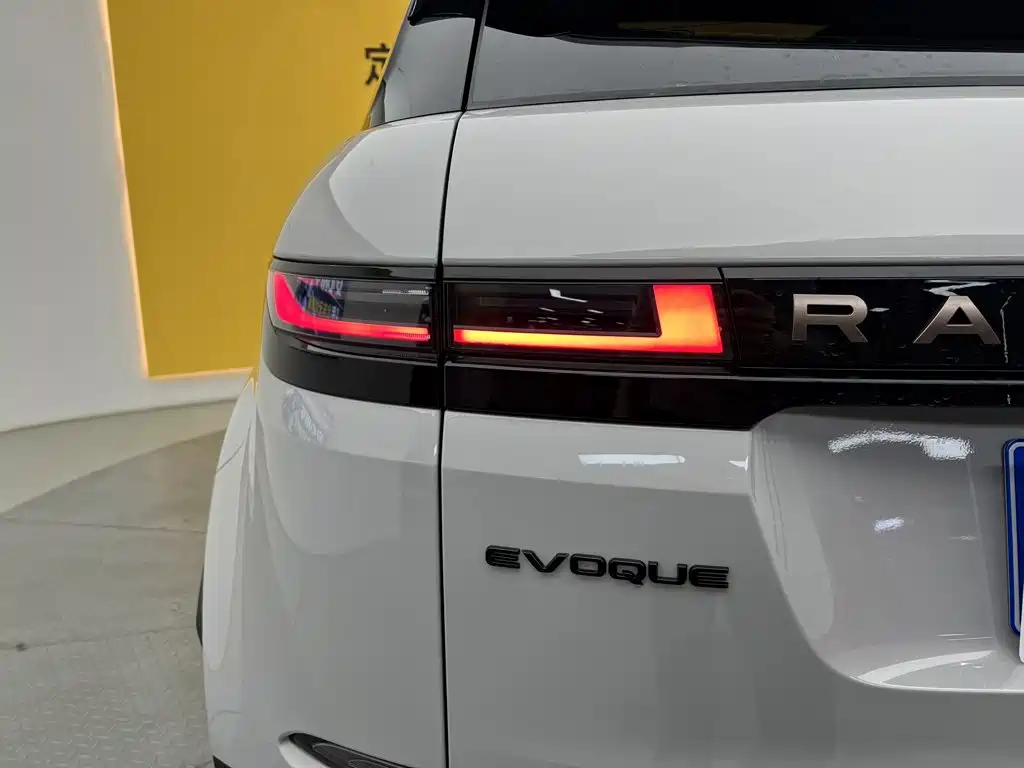 Land Rover Evoque — фото 9