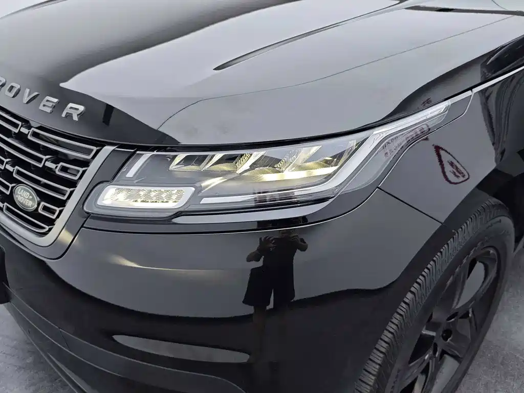 Land Rover Velar — фото 16