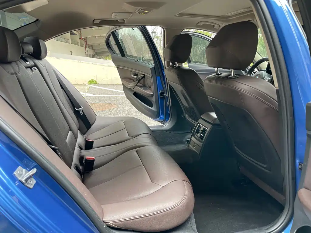 BMW 3 Series — фото 13