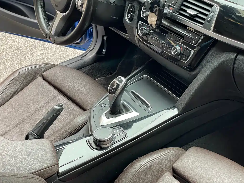BMW 3 Series — фото 16