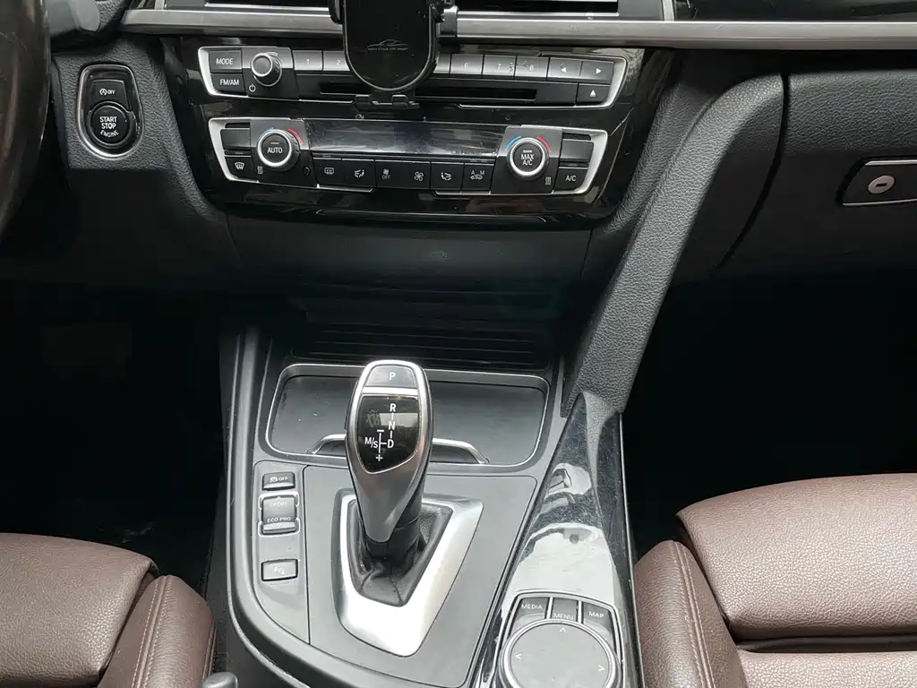 BMW 3 Series — фото 18