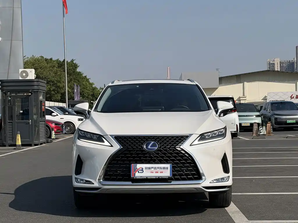 Lexus RX — фото 2