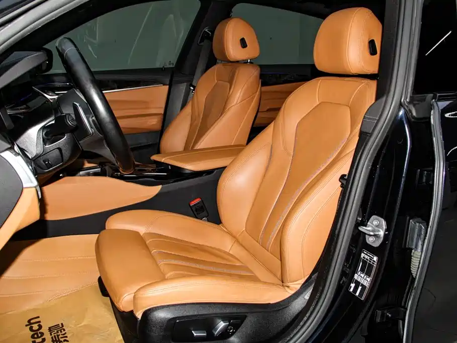 BMW 6 Series GT — фото 11