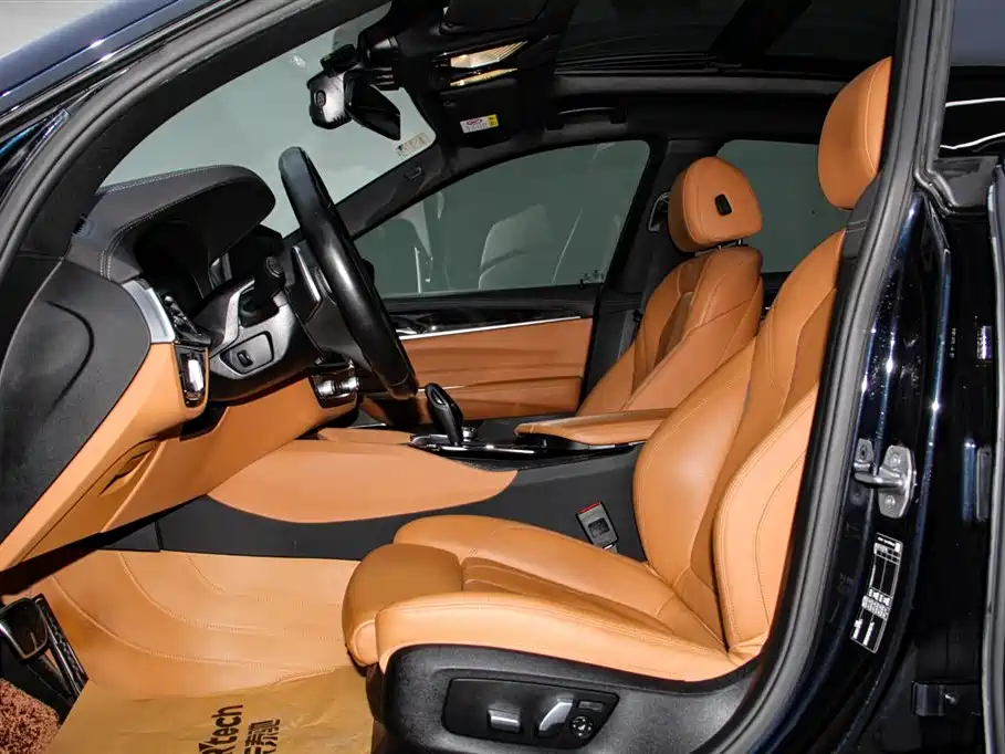 BMW 6 Series GT — фото 13