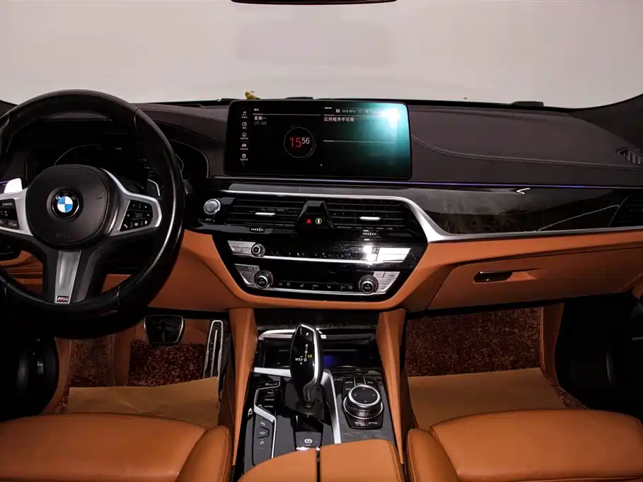 BMW 6 Series GT — фото 9