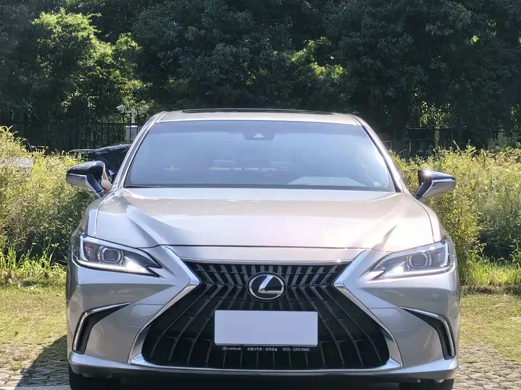 Lexus ES — фото 2