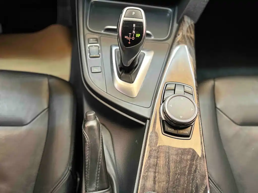 BMW 3 Series — фото 18
