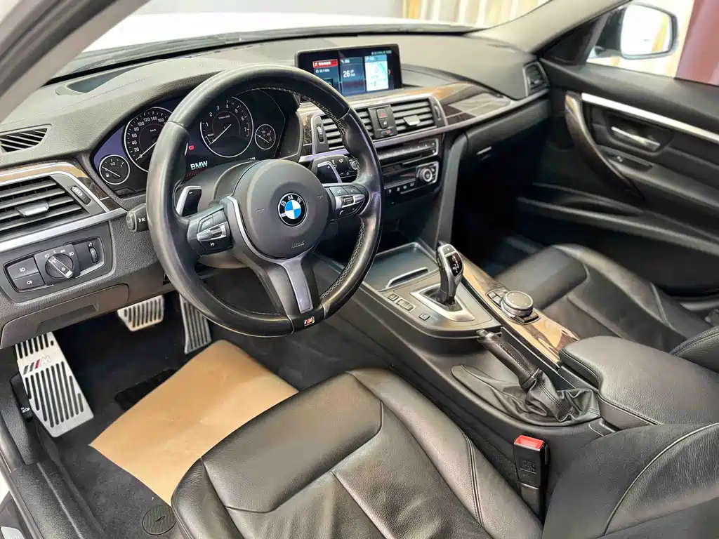 BMW 3 Series — фото 10
