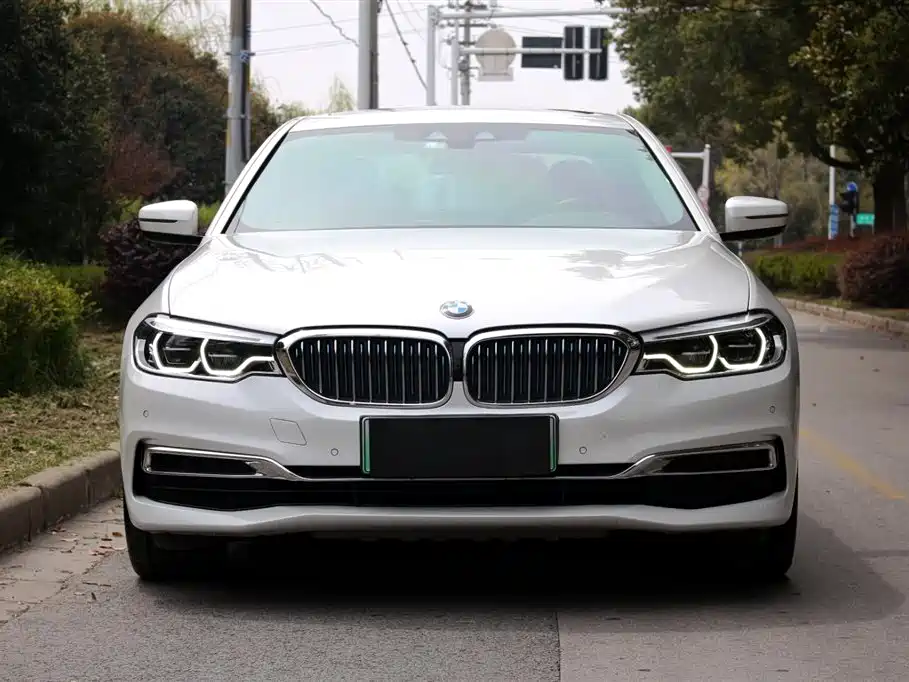 BMW 5 Series New Energy — фото 2