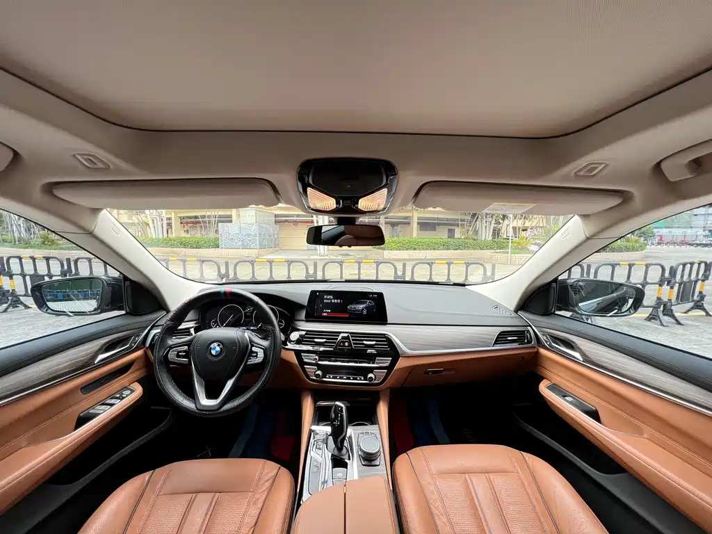 BMW 6 Series GT — фото 9