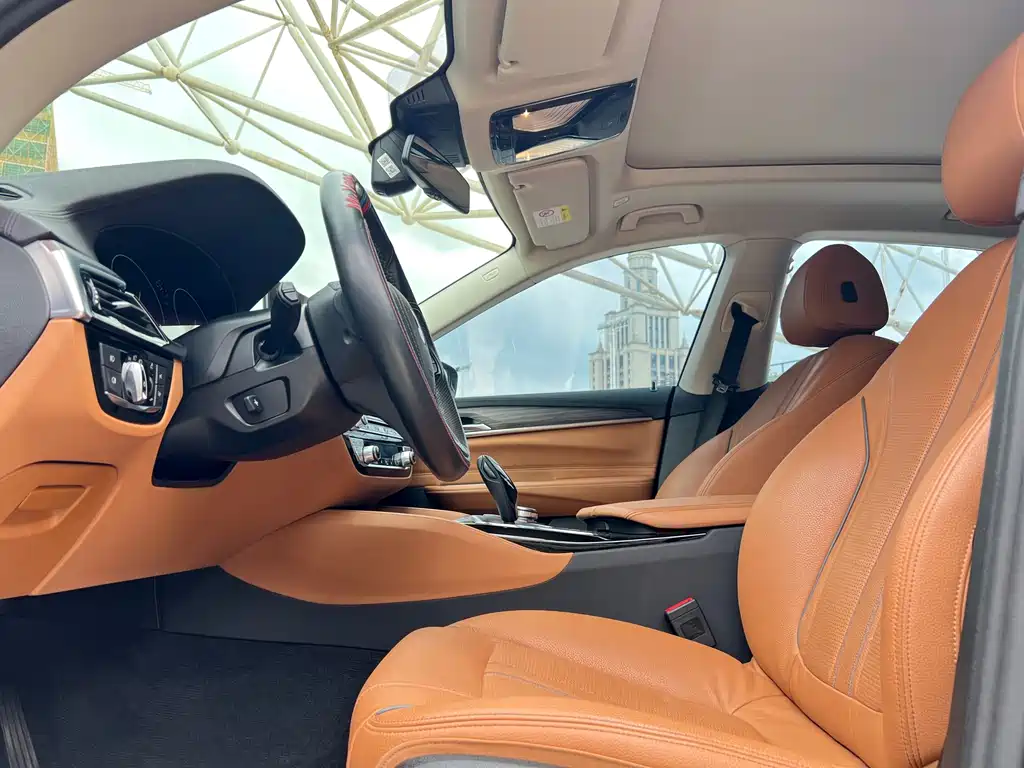 BMW 6 Series GT — фото 10
